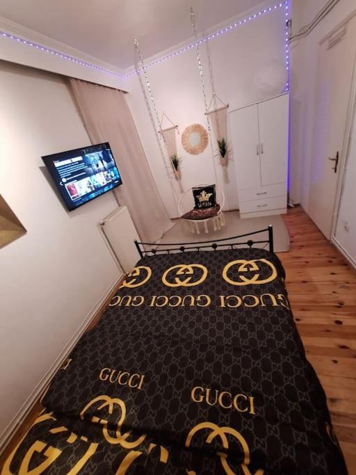 Queen Suites 60M2 Thessaloníki Exteriör bild