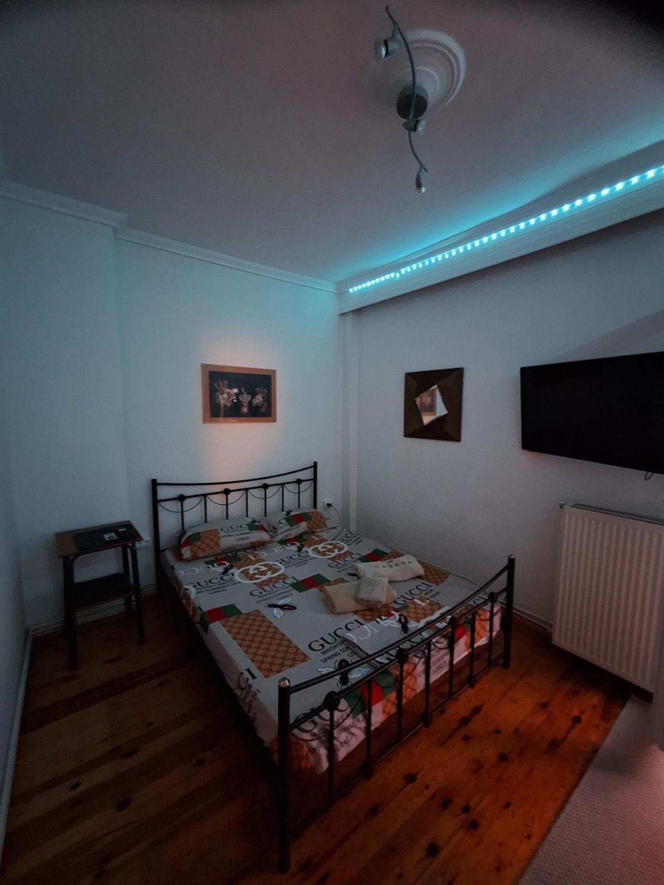 Queen Suites 60M2 Thessaloníki Exteriör bild