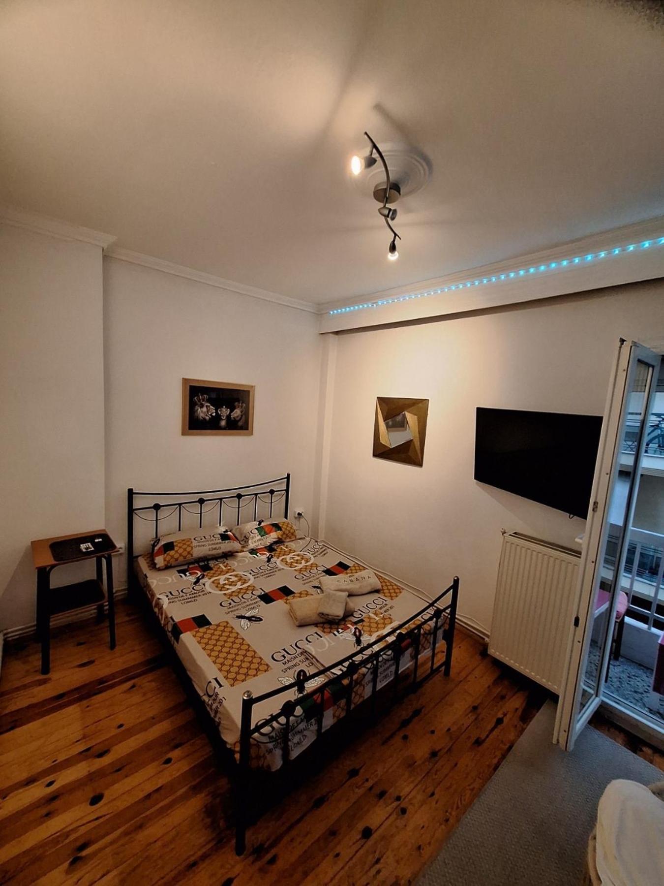 Queen Suites 60M2 Thessaloníki Exteriör bild